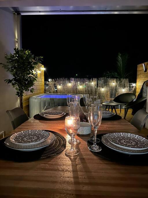 La Villa Luna And Spa La Possession Eksteriør billede
