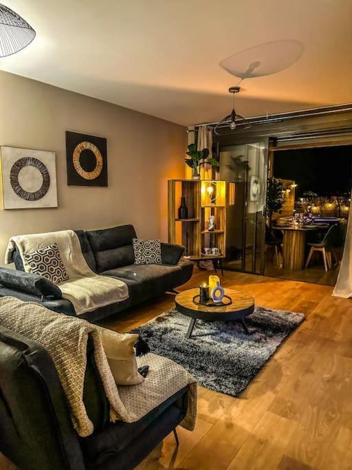 La Villa Luna And Spa La Possession Eksteriør billede
